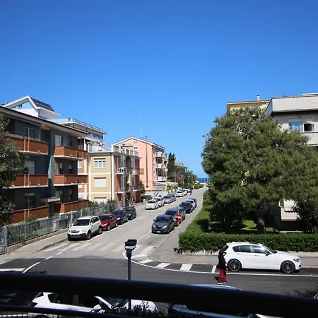 Porto Recanati Suite Apartment Apartament *
